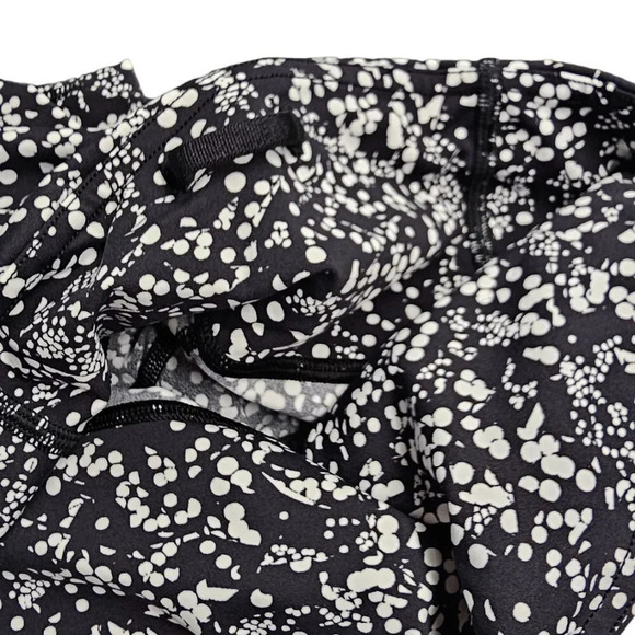 Lululemon Fast & Free Crop II Nulux 19" Chirasu Size 4 - Picture 7 of 8